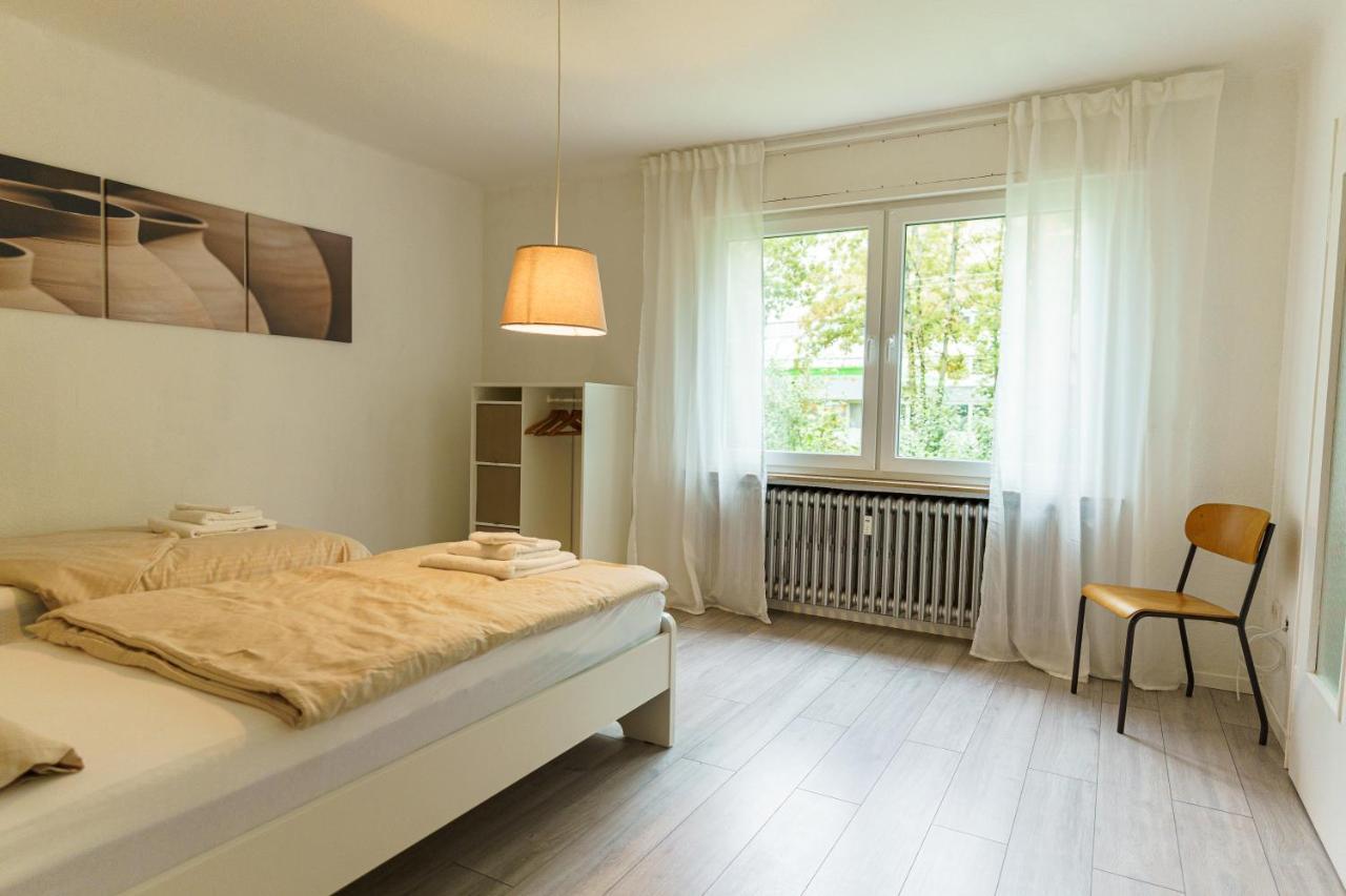 Grosszuegiges Apartment Mit Balkon Fuer Monteure Und Feriengaeste ديلينجن دير سار المظهر الخارجي الصورة
